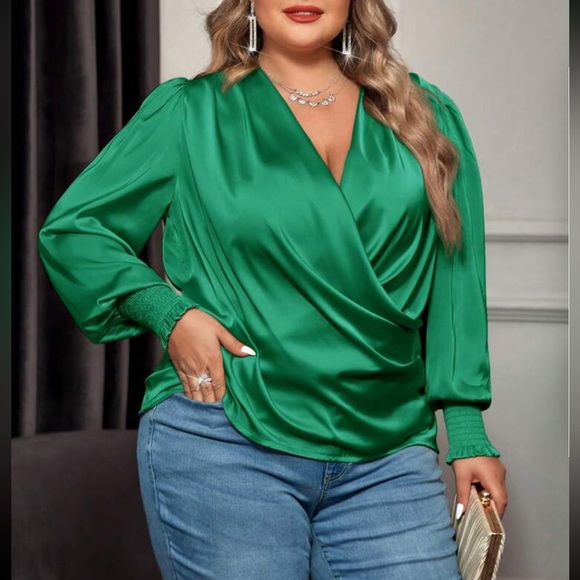 Luxe hot pink bishop sleeve surplice neck shirred cuff blouse - Picture 5 of 16